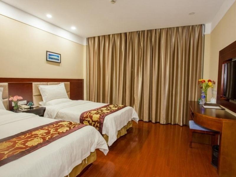 Greentree Inn Sichuan Chengdu Chongzhou Shiji Avenue Longteng Decorative City Business Hotel Εξωτερικό φωτογραφία