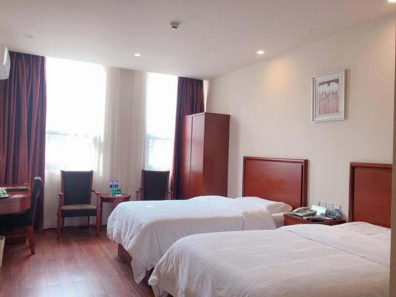 Greentree Inn Sichuan Chengdu Chongzhou Shiji Avenue Longteng Decorative City Business Hotel Εξωτερικό φωτογραφία