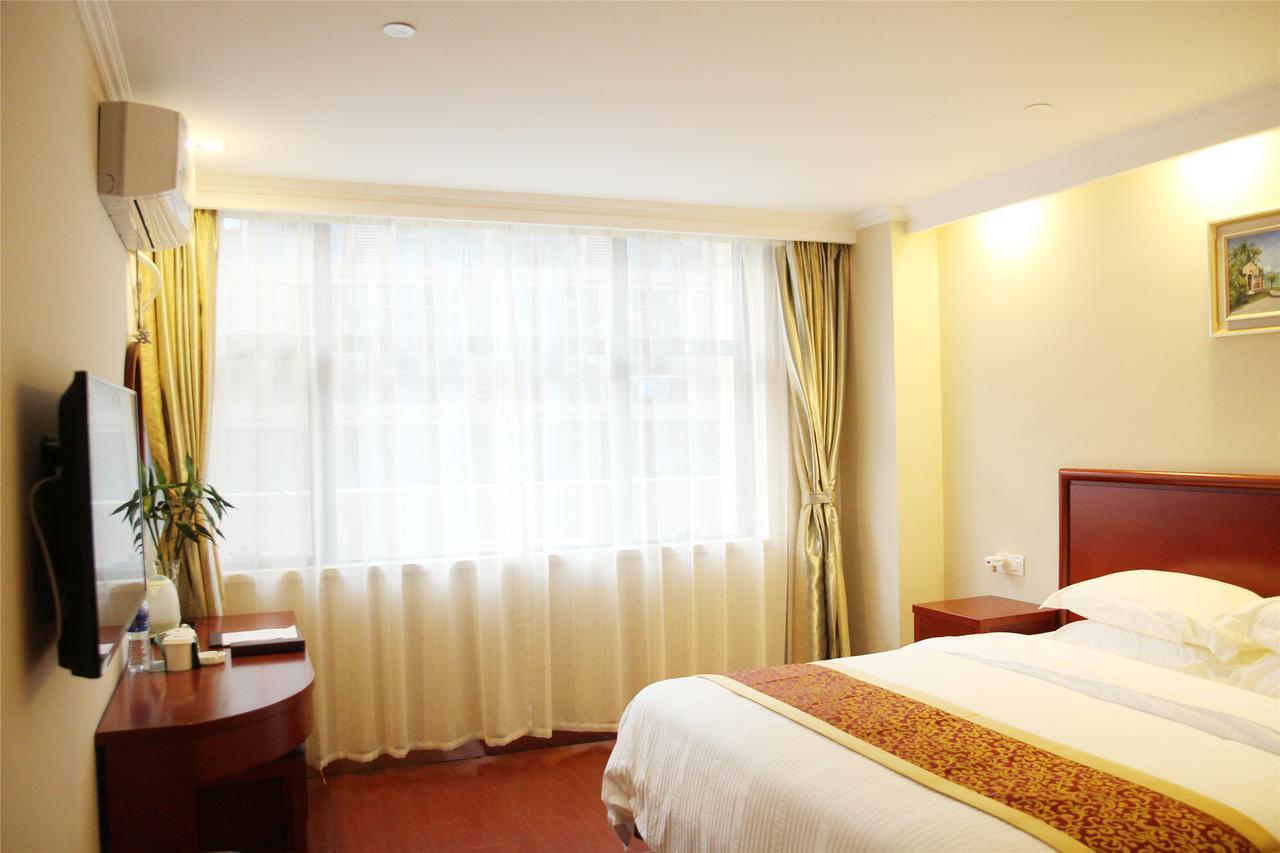 Greentree Inn Sichuan Chengdu Chongzhou Shiji Avenue Longteng Decorative City Business Hotel Εξωτερικό φωτογραφία